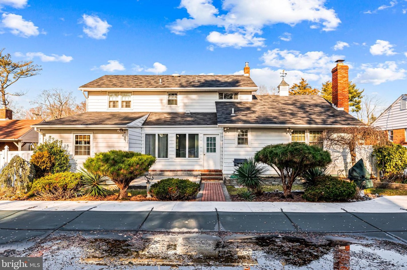 416 University Blvd, Aura NJ  08028-1548 exterior