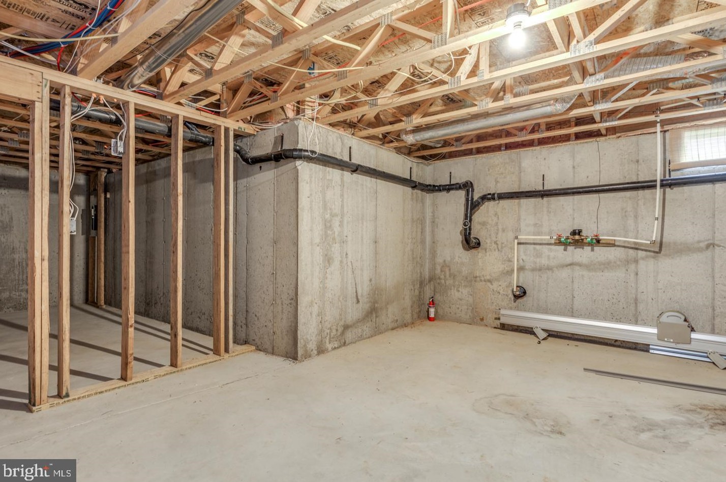 27 June Ann Dr, Clayton NJ  08312-2428 exterior