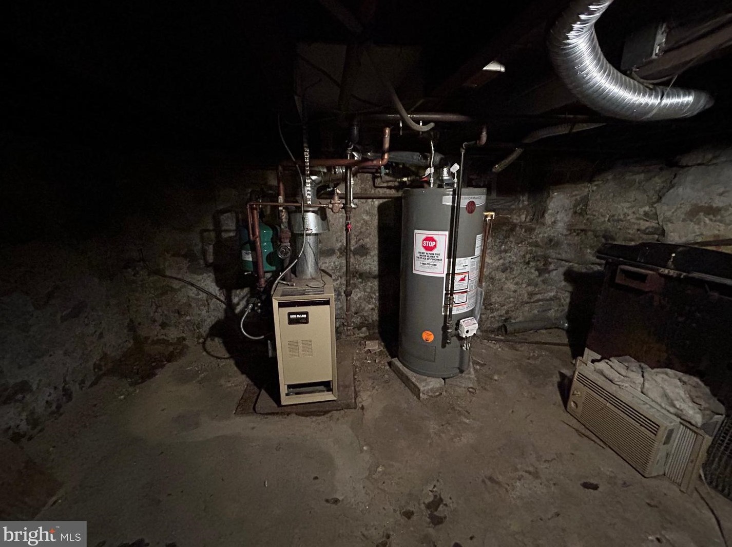 1013 Broadway, West Deptford NJ 08093-1448 exterior