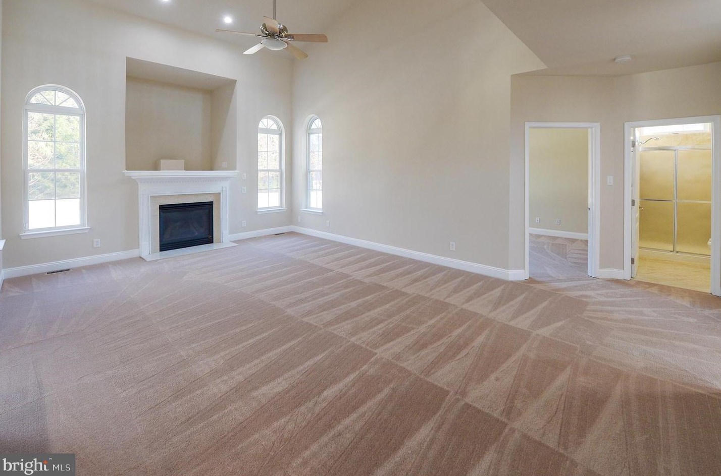 246 Sickle Ln, West Deptford NJ  08096-3746 exterior