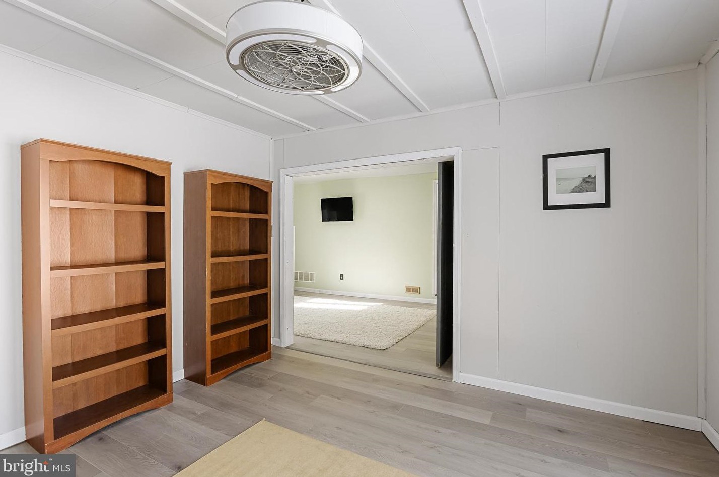 380 Montgomery Dr, West Deptford NJ  08051-1216 exterior