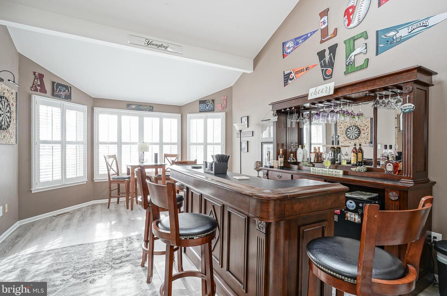 31 Dogwood Ave, Aura NJ  08028-2819 exterior