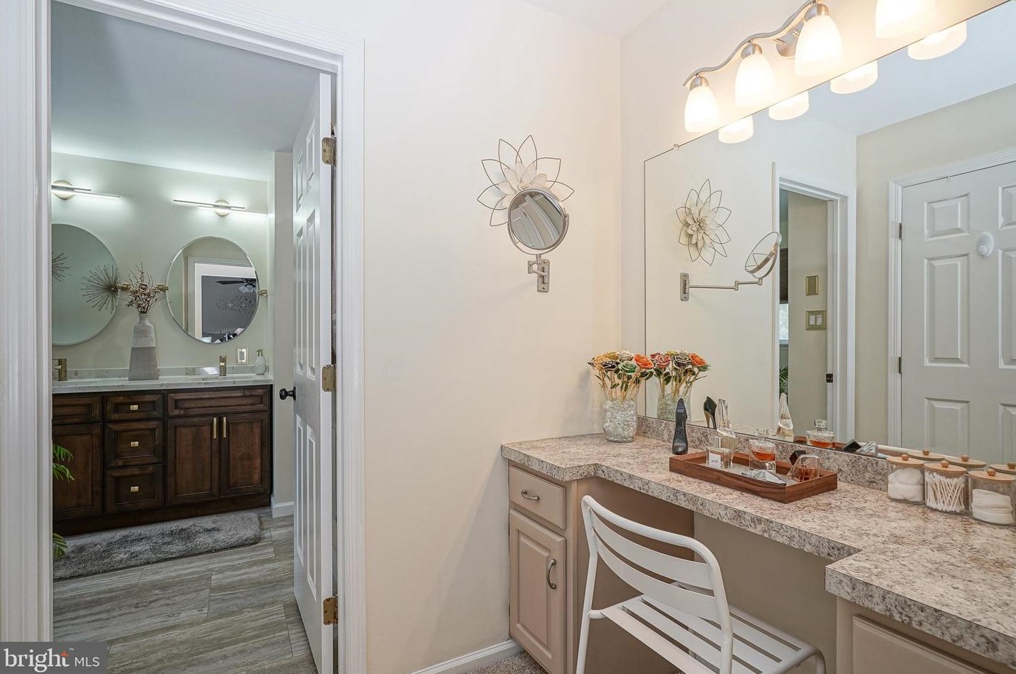 31 Dogwood Ave, Aura NJ  08028-2819 exterior