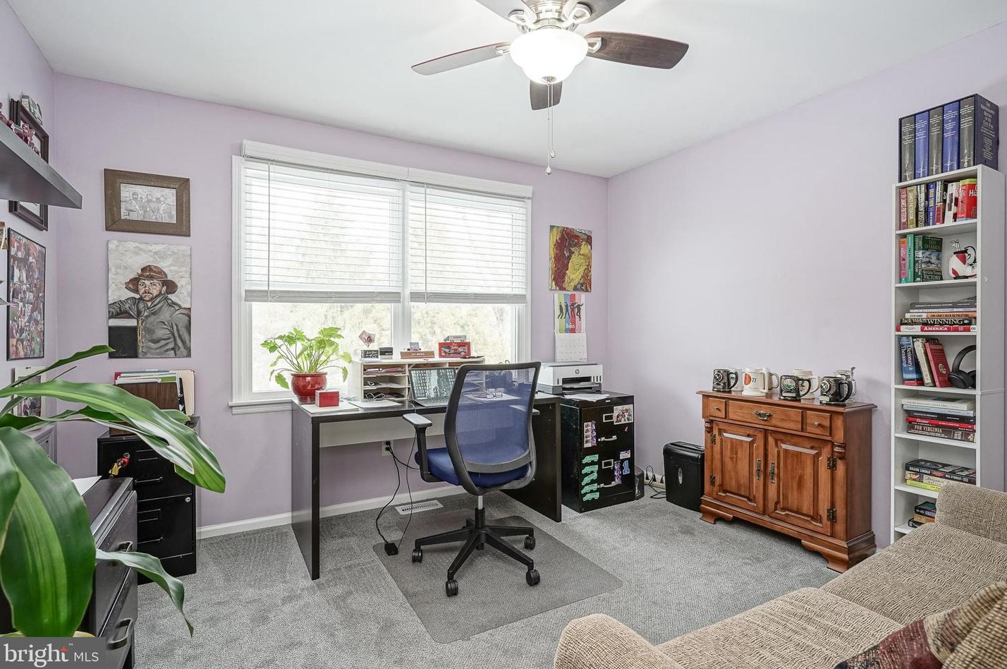 31 Dogwood Ave, Aura NJ  08028-2819 exterior