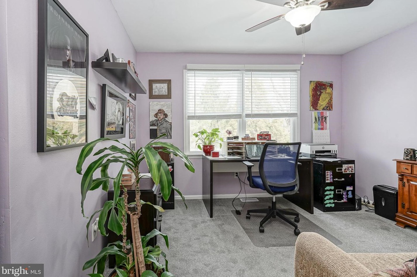 31 Dogwood Ave, Aura NJ  08028-2819 exterior