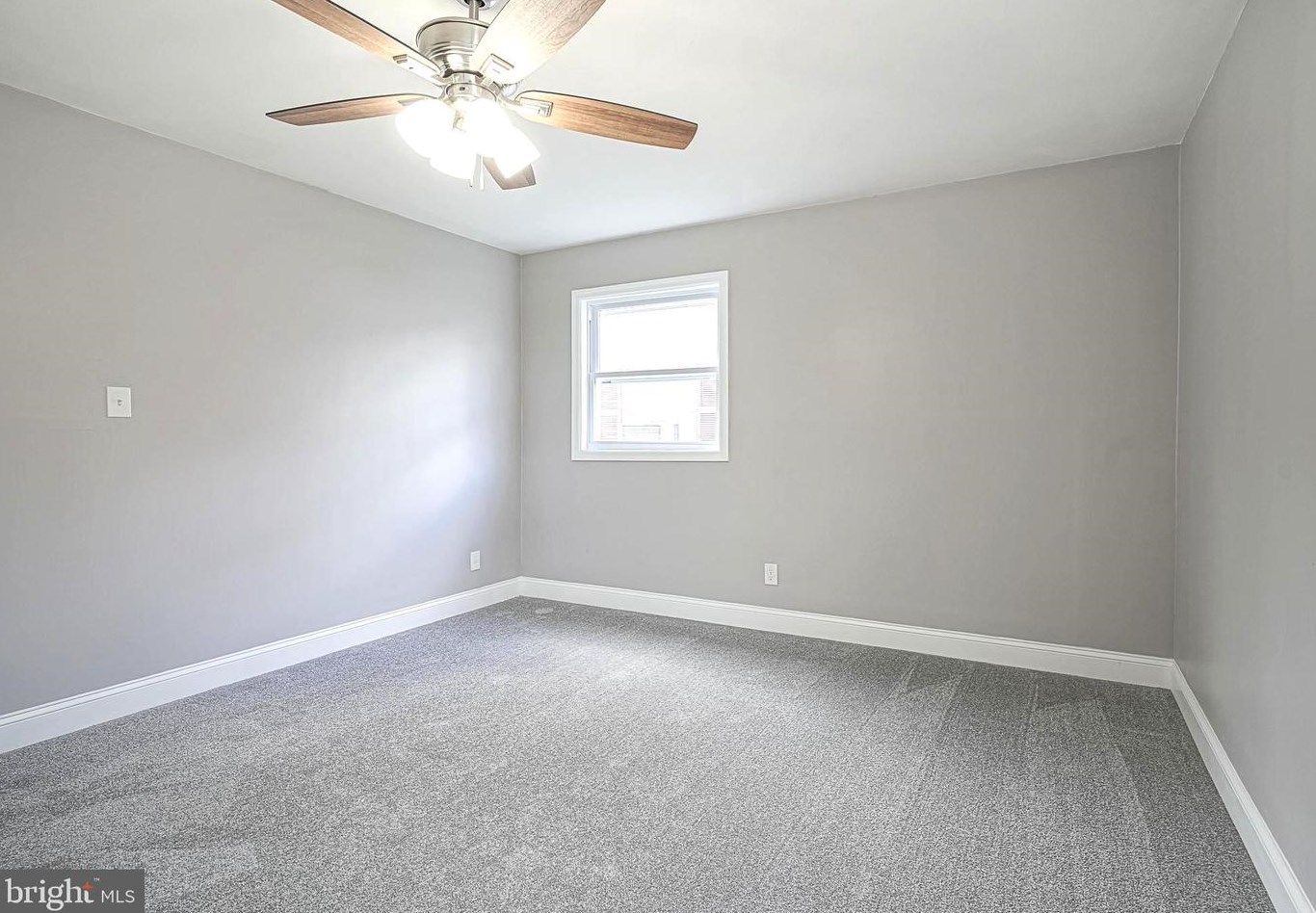 515 Morgan Ave, West Deptford NJ  08096-2819 exterior