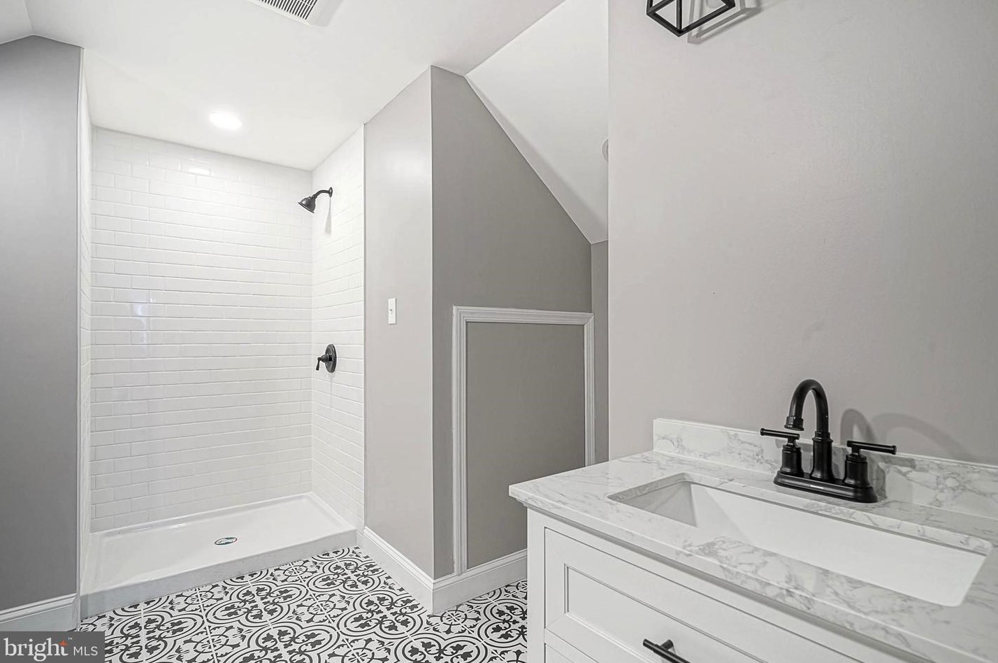 515 Morgan Ave, West Deptford NJ  08096-2819 exterior