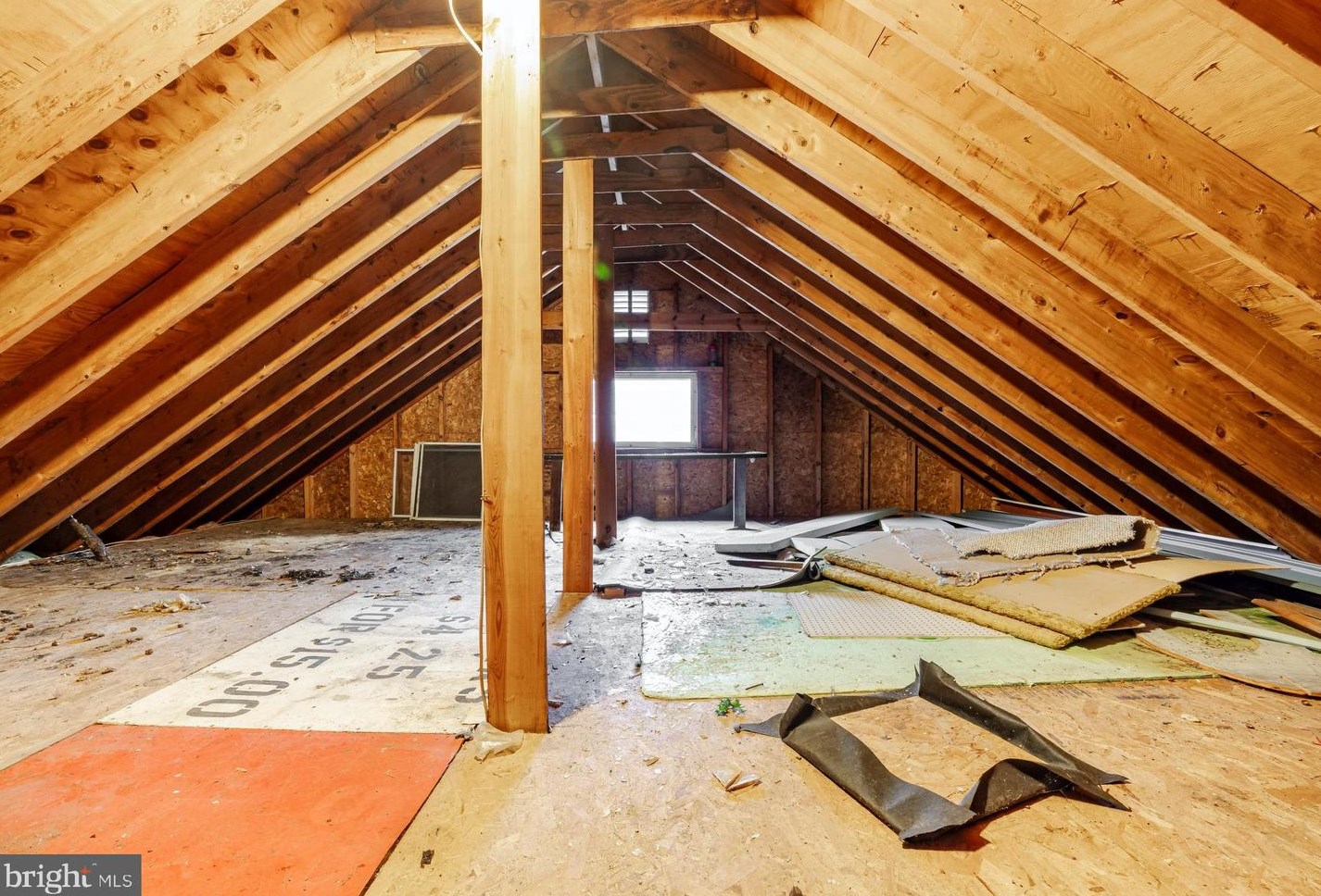 21 Beech Pl, West Deptford NJ  08096-3301 exterior