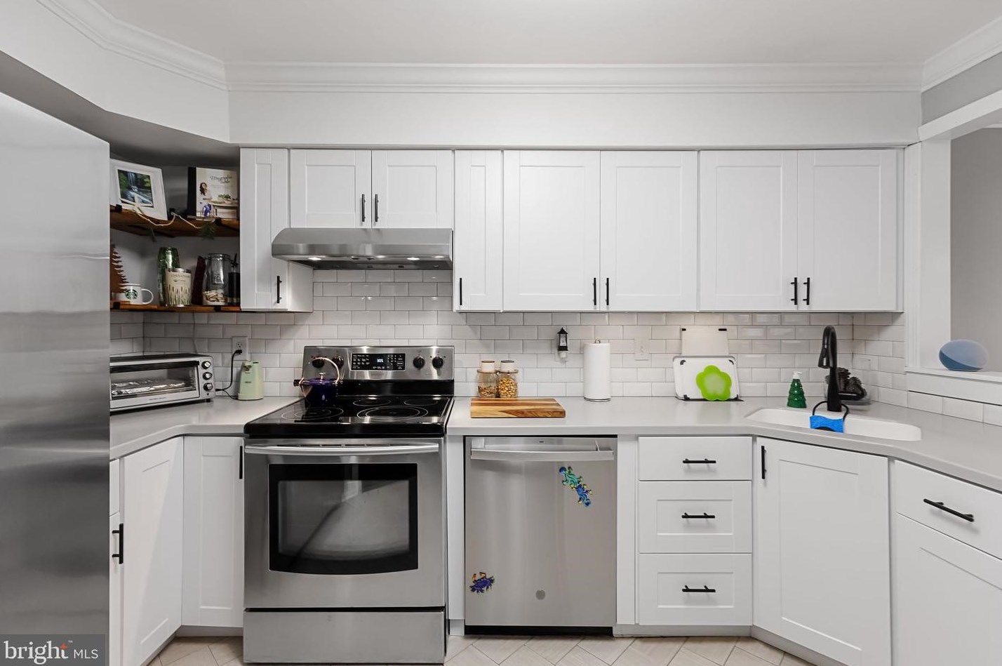 22 Woodstream Ct, West Deptford NJ  08051-2140 exterior