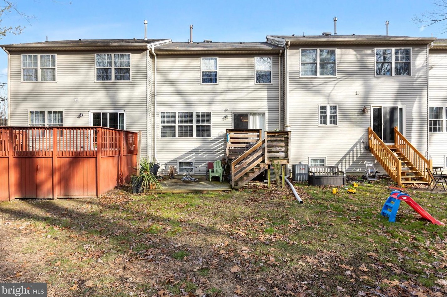 22 Woodstream Ct, West Deptford NJ  08051-2140 exterior