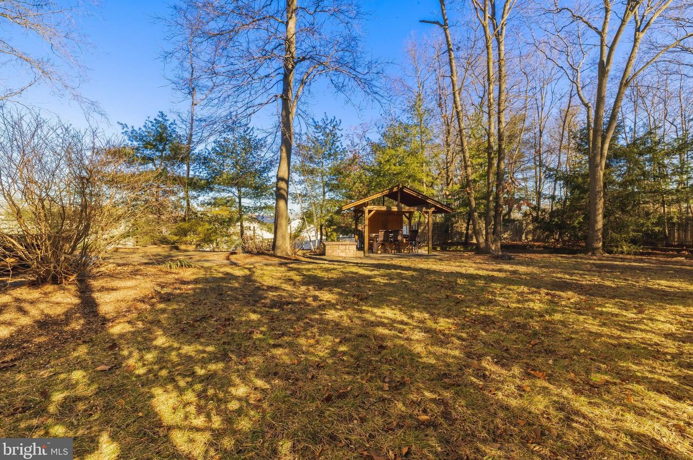 11 Ambrose Ct, West Deptford NJ  08096-6130 exterior