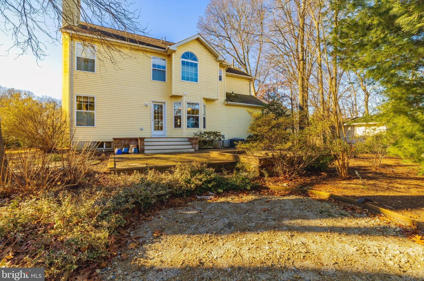 11 Ambrose Ct, West Deptford NJ  08096-6130 exterior