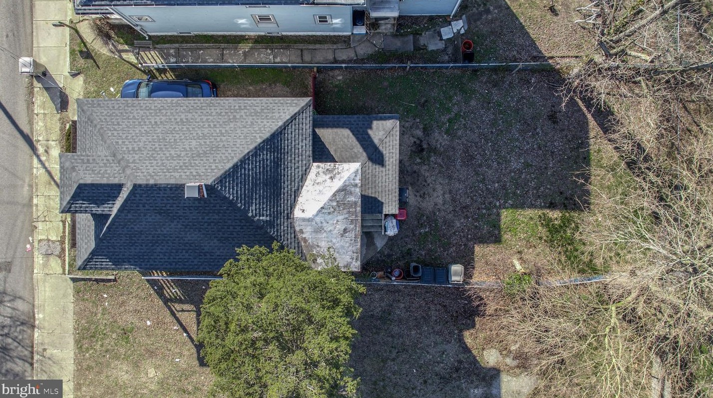 111 Jefferson St, West Deptford NJ  08066-1263 exterior