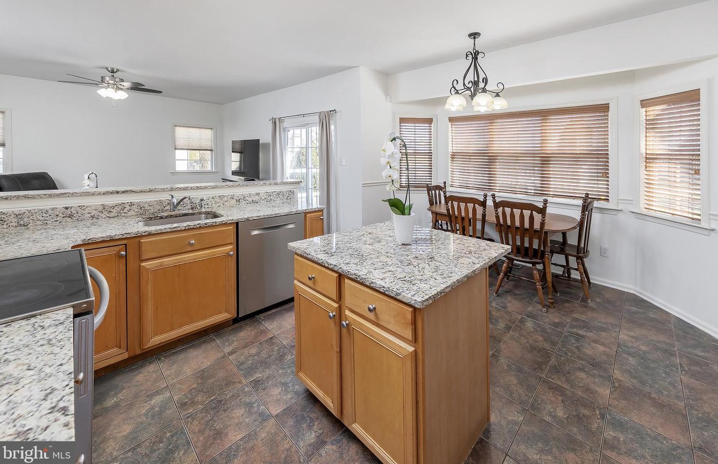 849 Ashburn Way, Auburn NJ  08085-4014 exterior