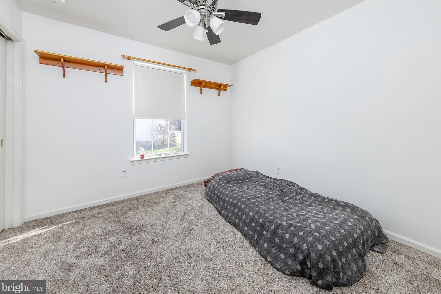 849 Ashburn Way, Auburn NJ  08085-4014 exterior