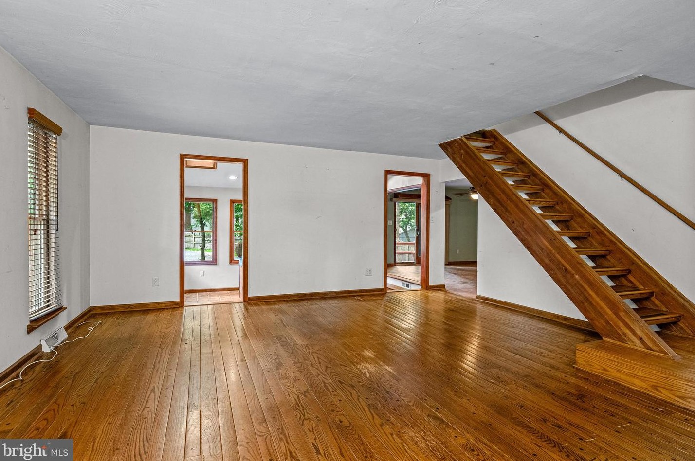 629 High St, West Deptford NJ  08051-1460 exterior