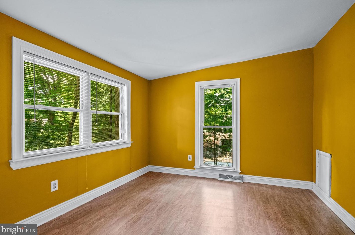 629 High St, West Deptford NJ  08051-1460 exterior