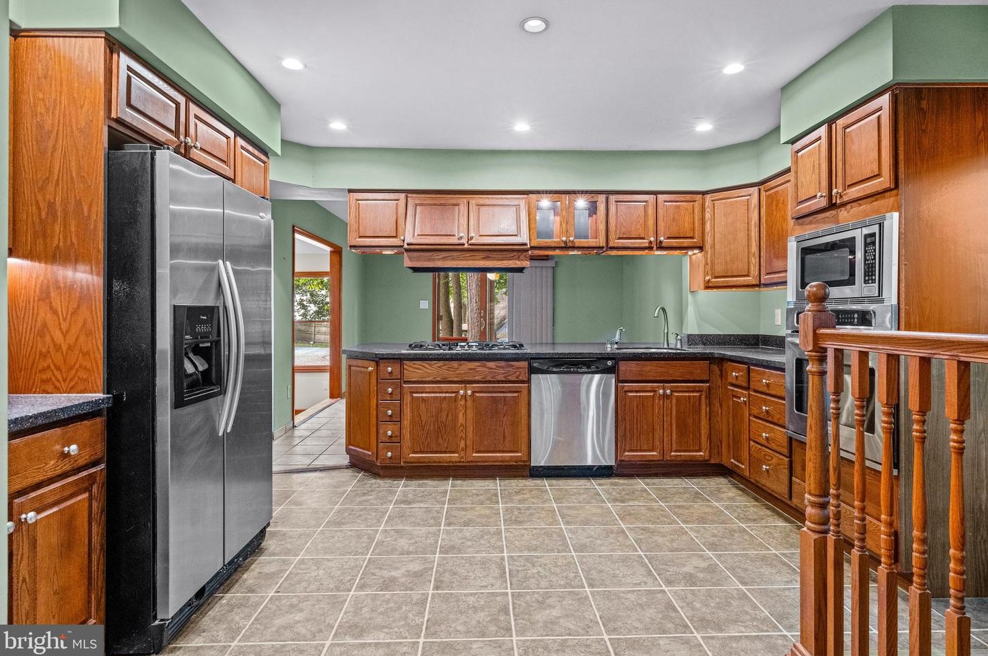 629 High St, West Deptford NJ  08051-1460 exterior