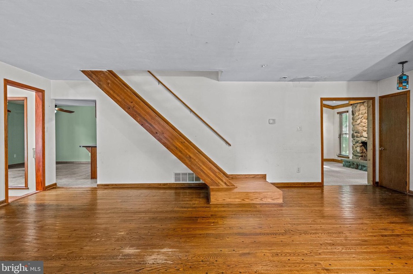 629 High St, West Deptford NJ  08051-1460 exterior