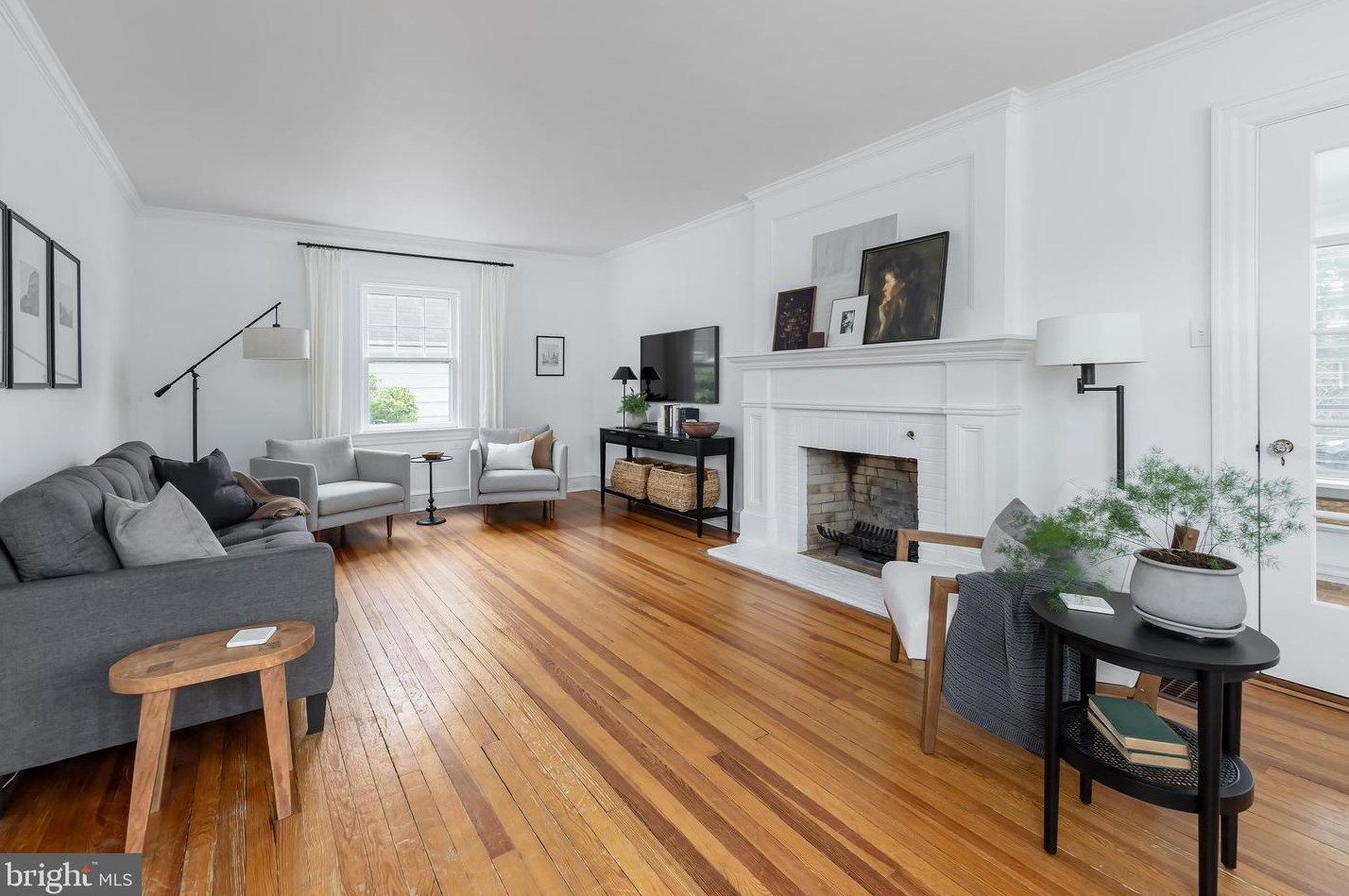 38 Columbia St, West Deptford NJ  08096-1539 exterior