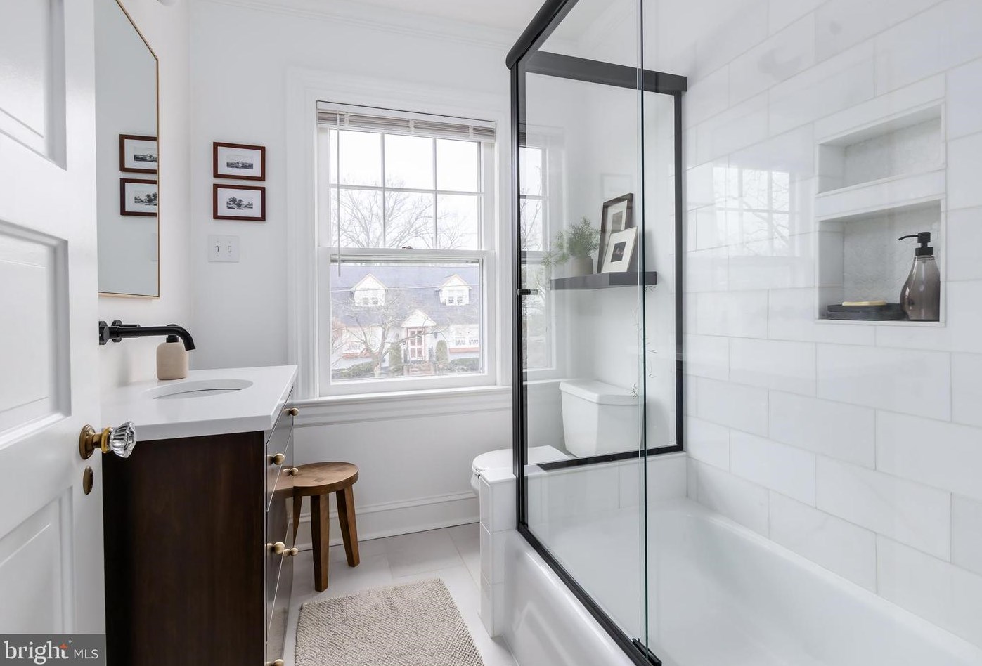 38 Columbia St, West Deptford NJ  08096-1539 exterior