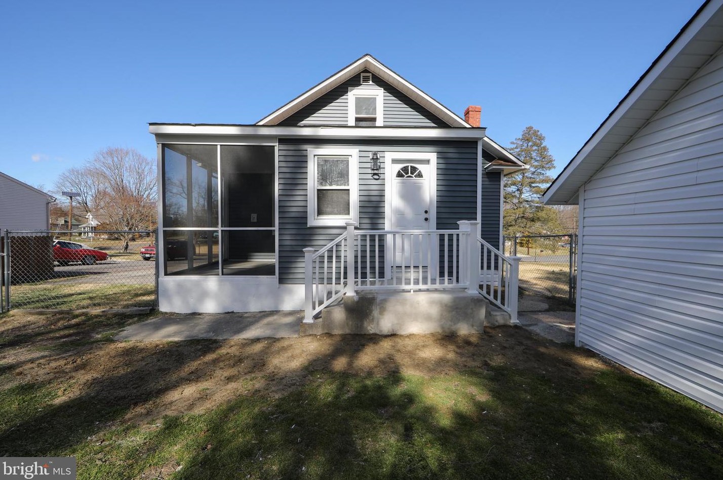 1129 Lexington Dr, West Deptford NJ  08096-5517 exterior