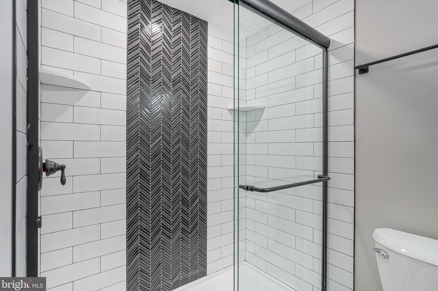 646 Pierre Ave, West Deptford NJ  08051-1254 exterior