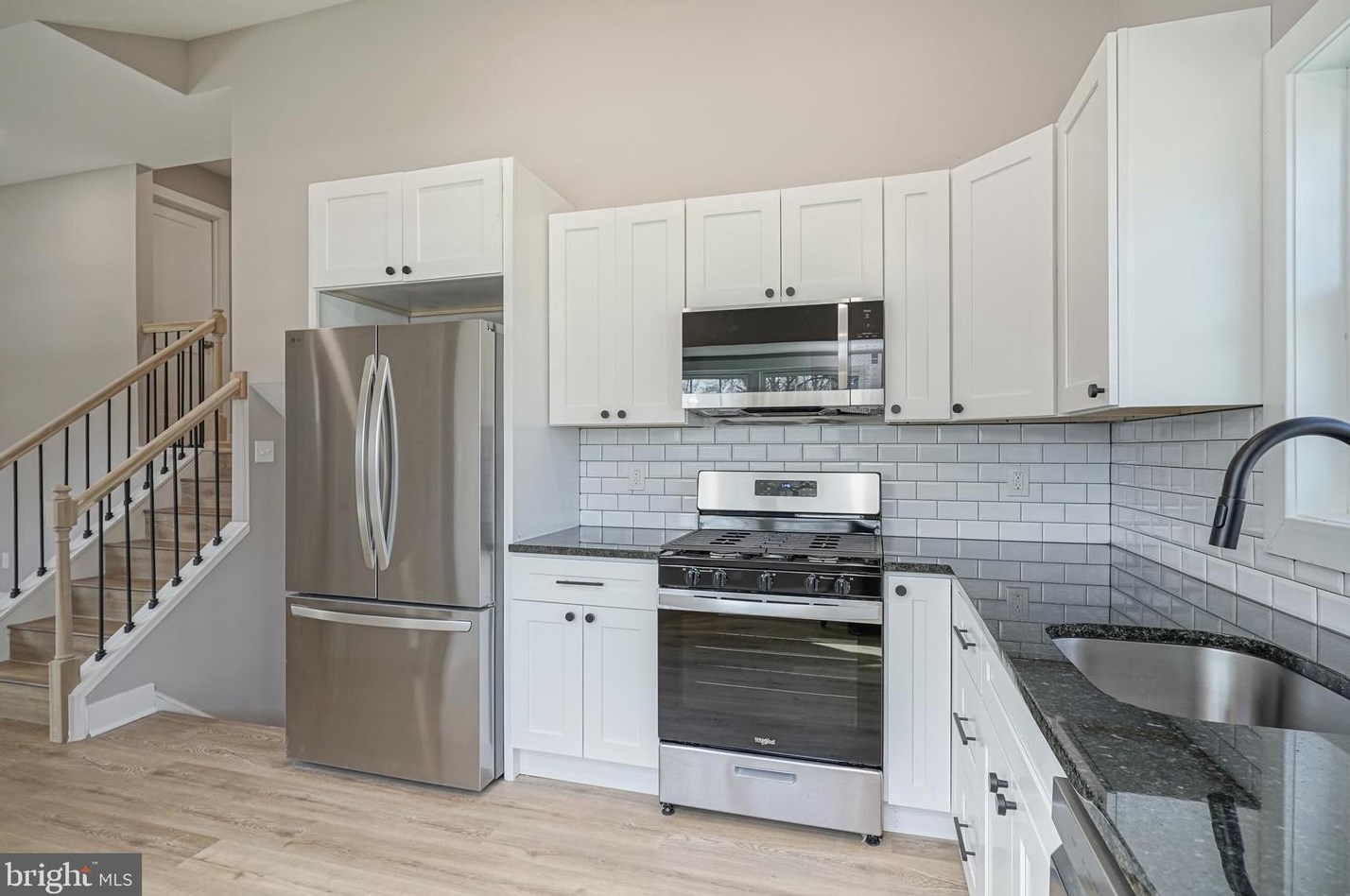 646 Pierre Ave, West Deptford NJ  08051-1254 exterior