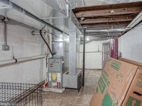 624 Auburn Ave, Auburn NJ  08085-1675 exterior