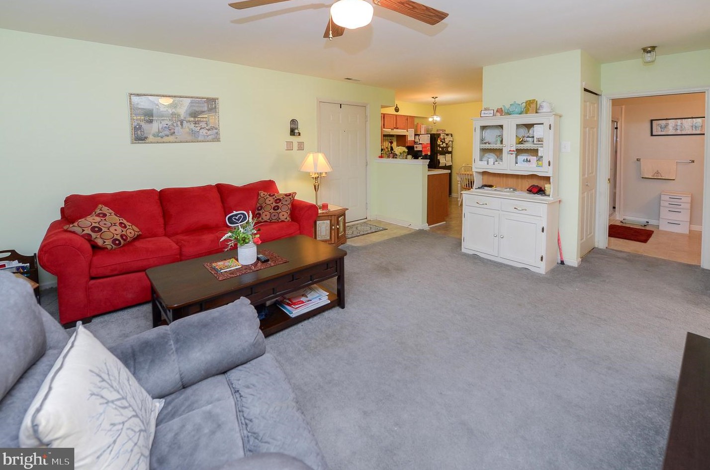 1262 Tristram Cir, West Deptford NJ  08051-2249 exterior