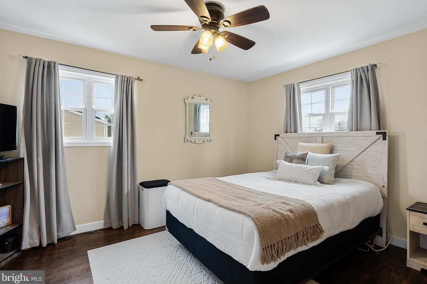 276 Madison Rd, West Deptford NJ  08051-1210 exterior