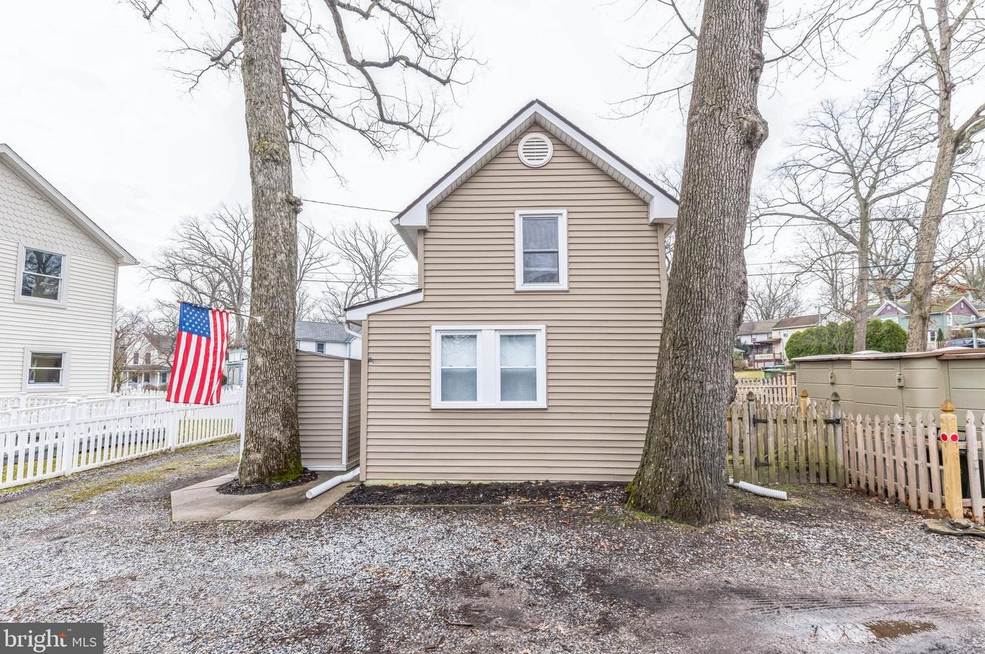 143 8th Ave, Pitman NJ  08071-2205 exterior