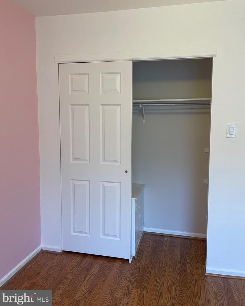 22 Buckthorn Ct, West Deptford NJ  08096-2916 exterior