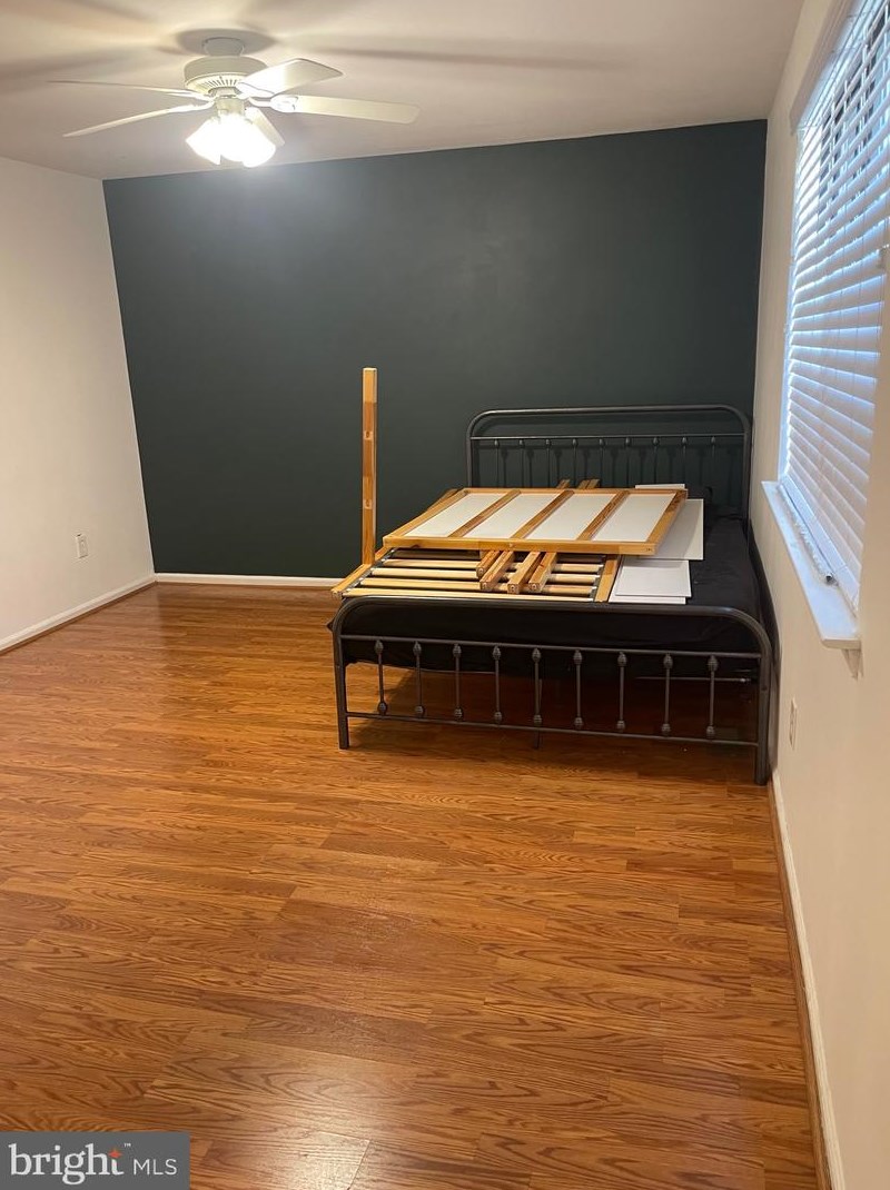 22 Buckthorn Ct, West Deptford NJ  08096-2916 exterior