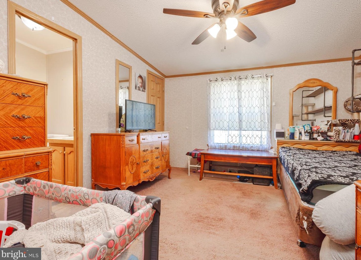 207 Oriole St, West Deptford NJ  08066-3022 exterior