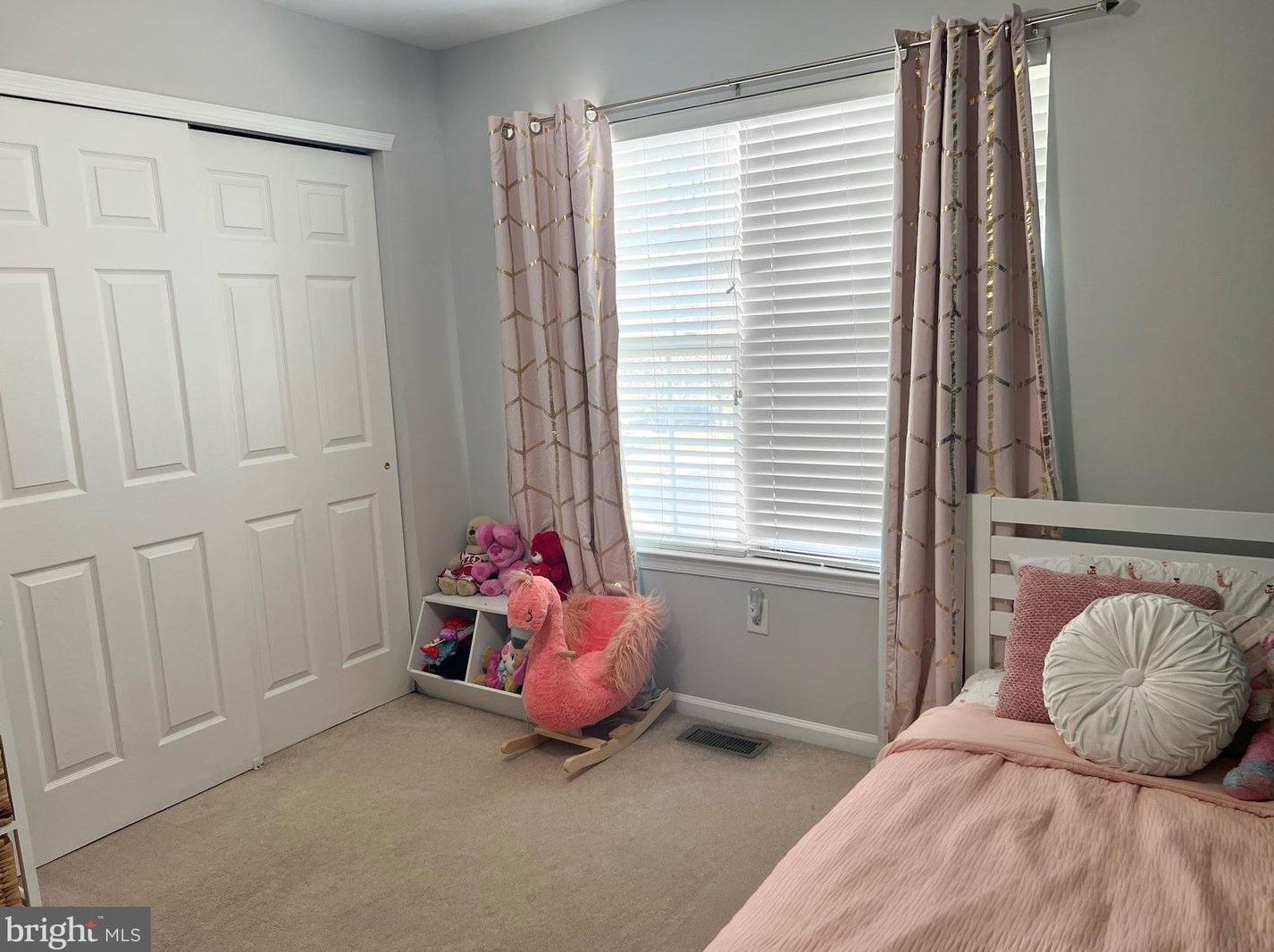 176 Pennsbury Ln, West Deptford NJ  08096-5150 exterior