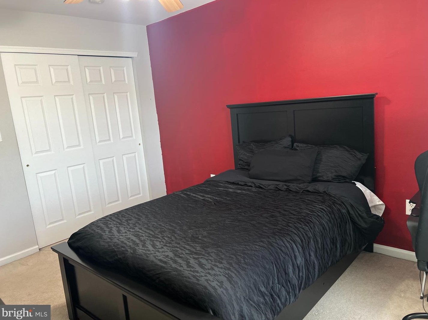 176 Pennsbury Ln, West Deptford NJ  08096-5150 exterior