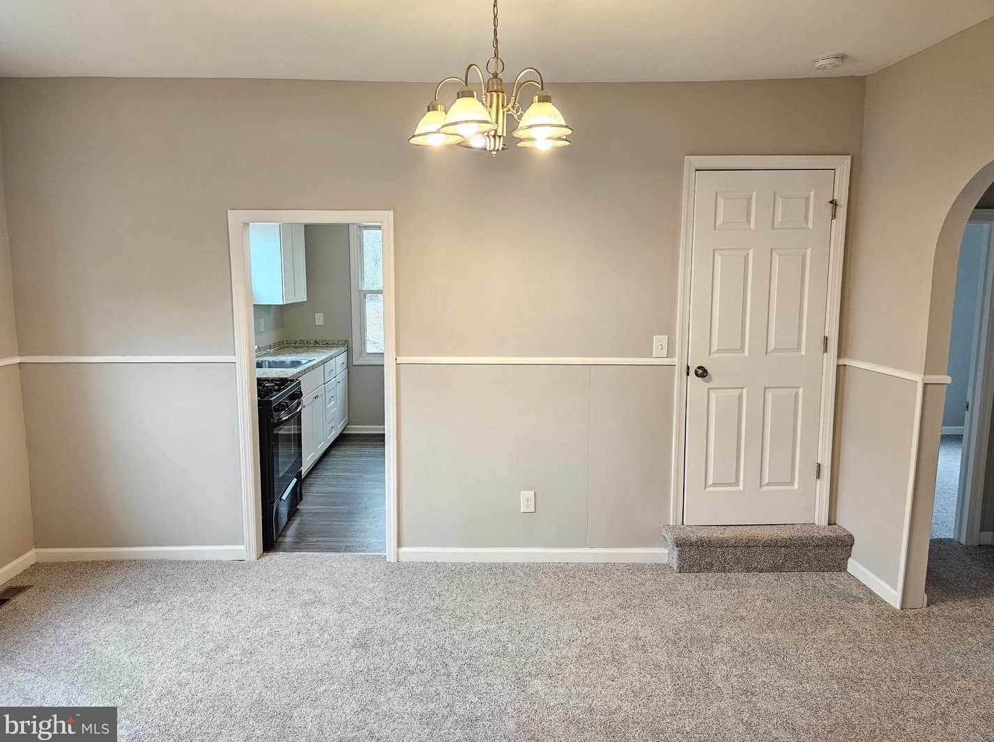 916 Woodlawn Ave, West Deptford NJ  08051-1534 exterior