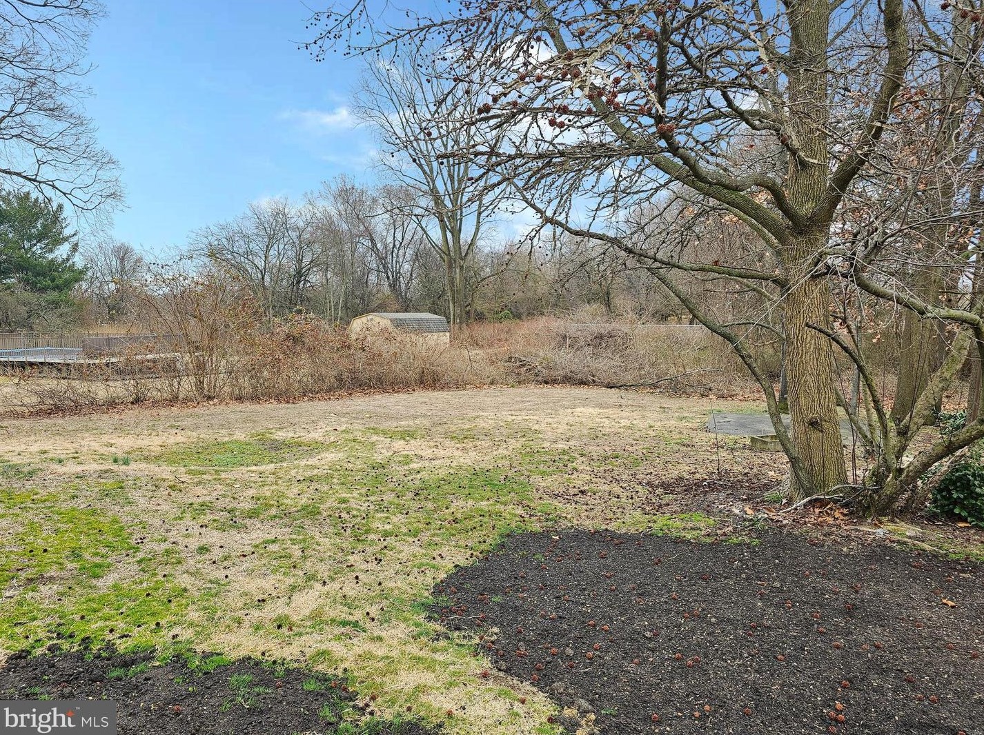 916 Woodlawn Ave, West Deptford NJ  08051-1534 exterior