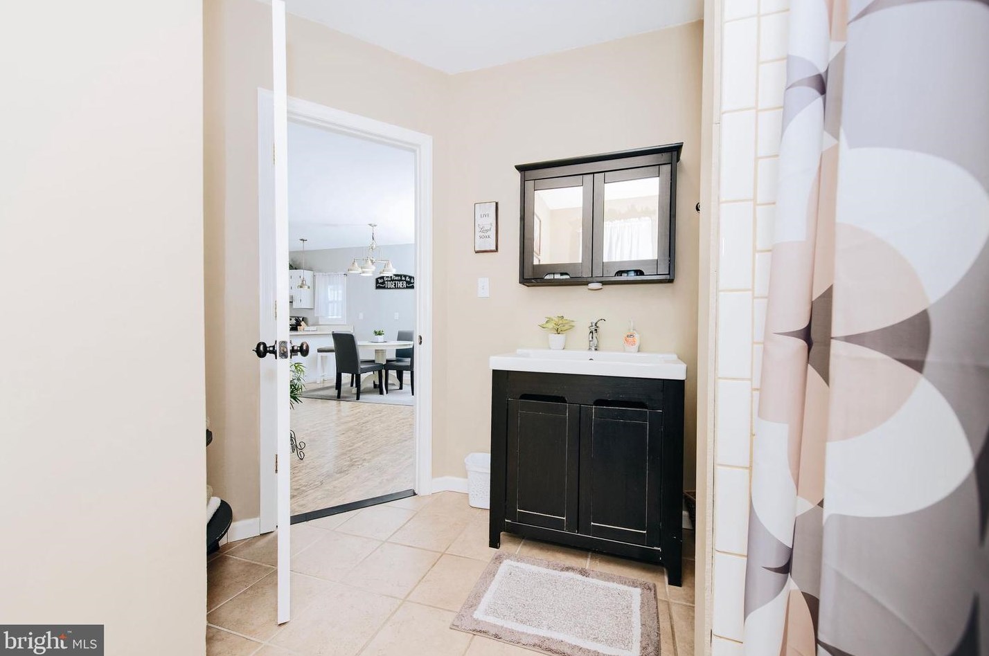 1326 Tatum St, West Deptford NJ  08096-1214 exterior