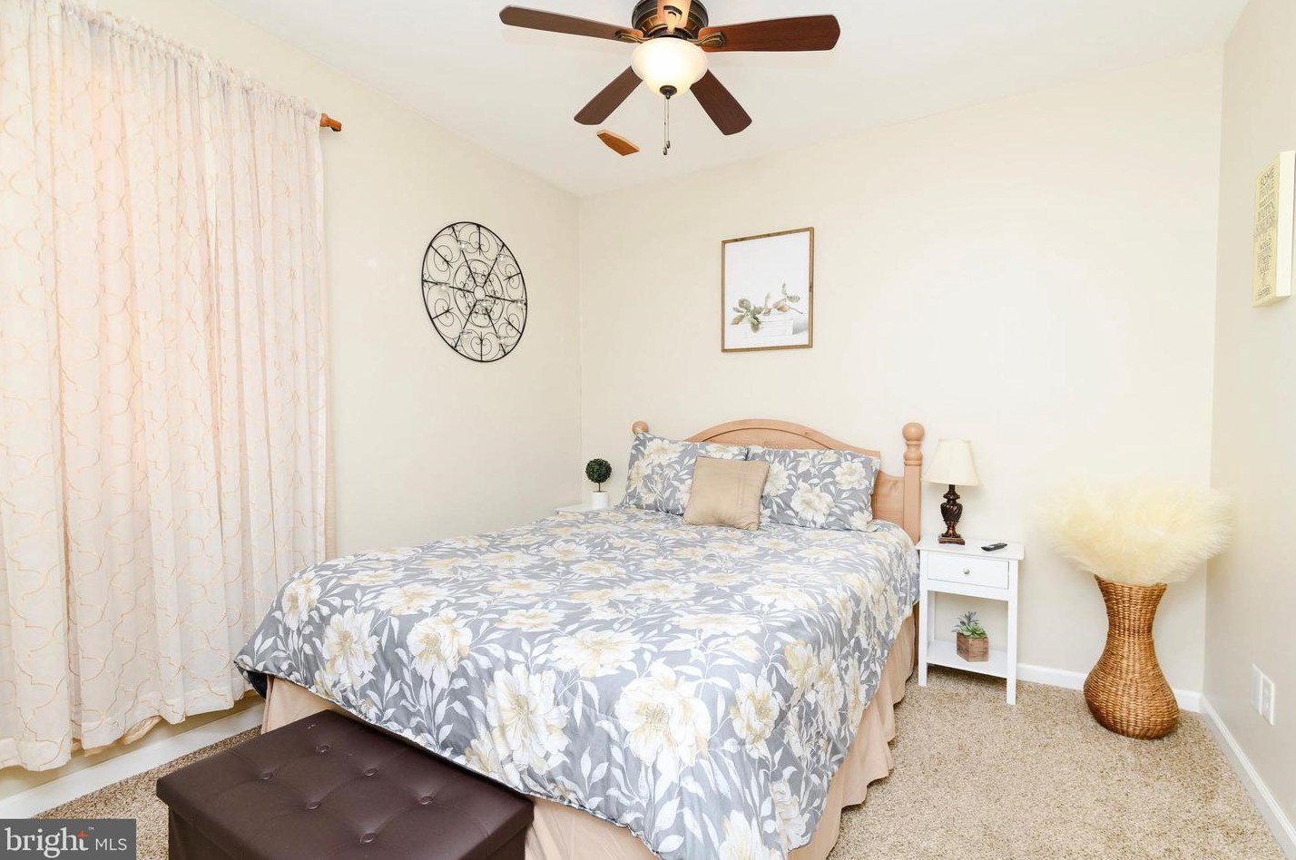 1326 Tatum St, West Deptford NJ  08096-1214 exterior
