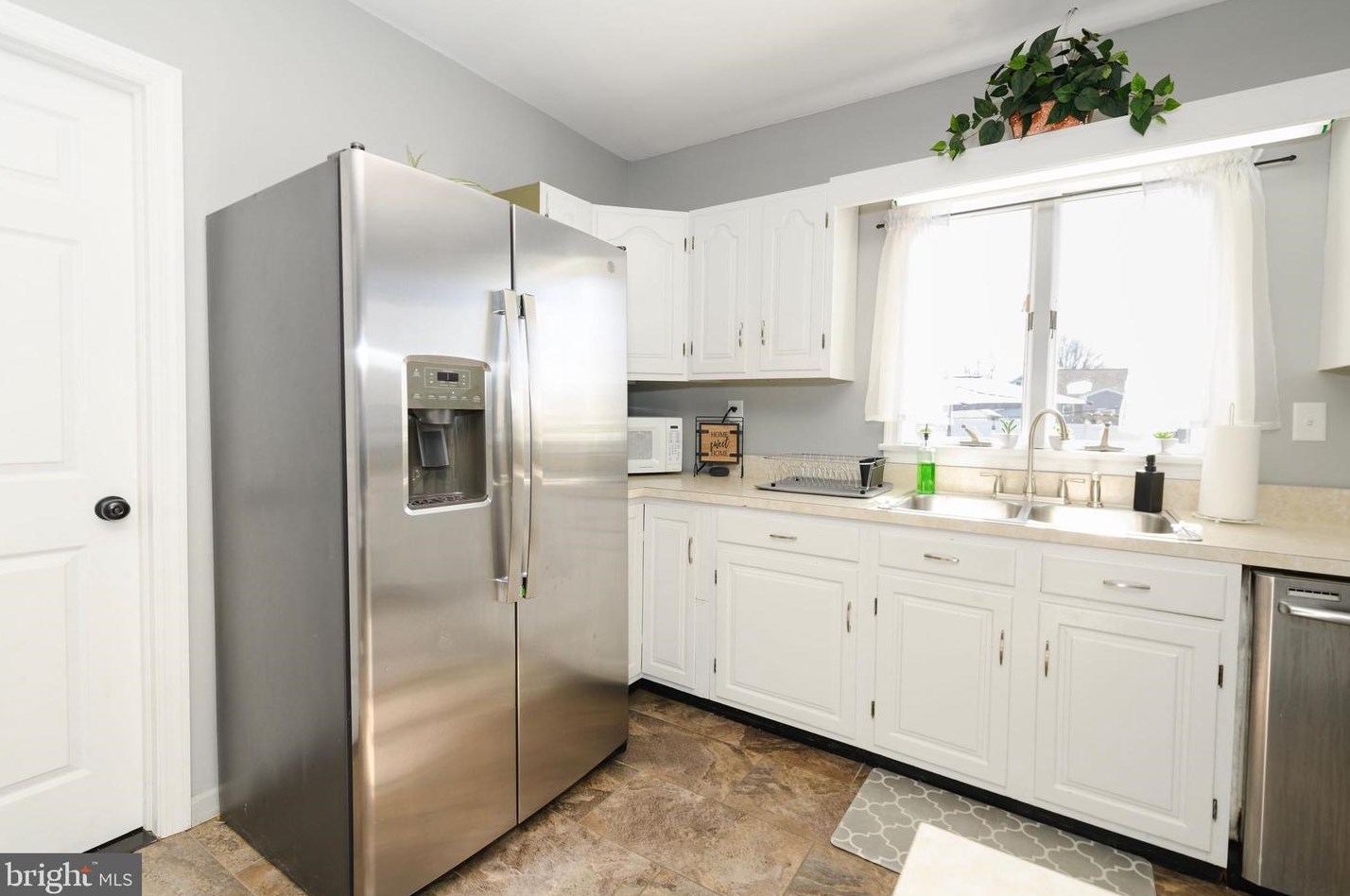 1326 Tatum St, West Deptford NJ  08096-1214 exterior