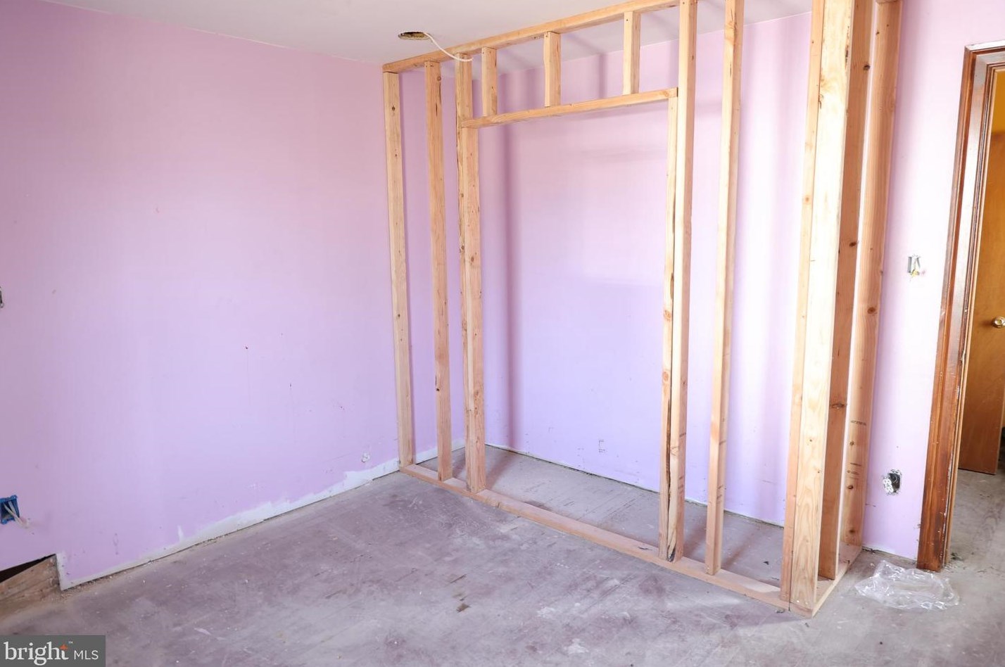 627 Beacon Ave, West Deptford NJ 08066-1155 exterior