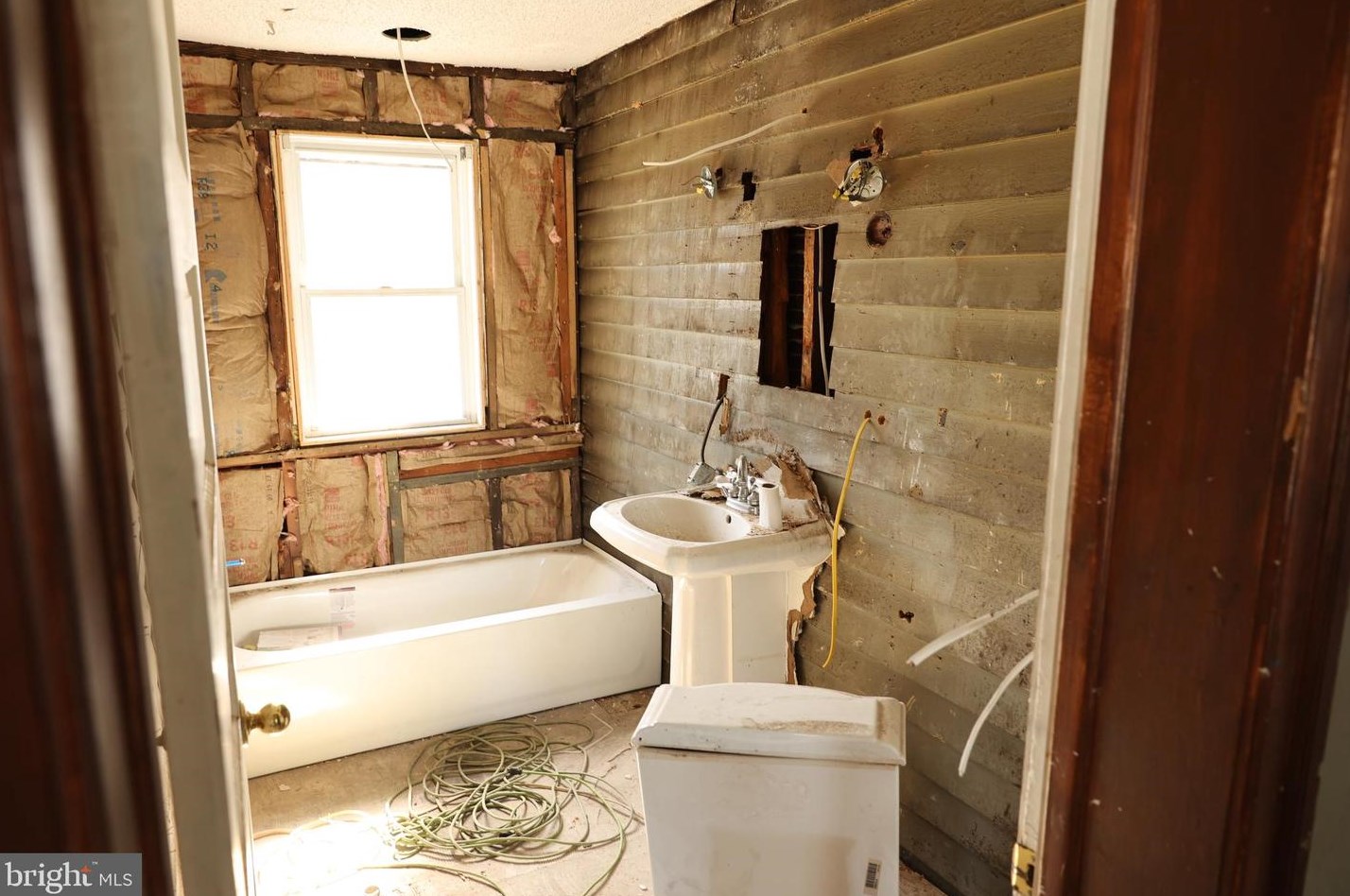 627 Beacon Ave, West Deptford NJ 08066-1155 exterior