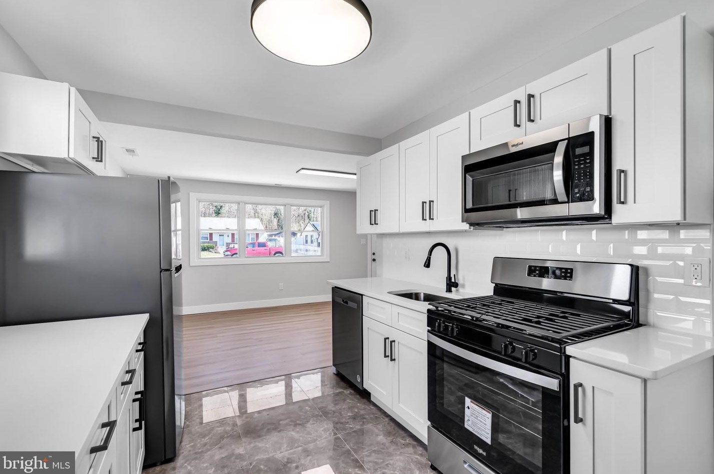 117 Hannold Blvd, West Deptford NJ  08096-1827 exterior