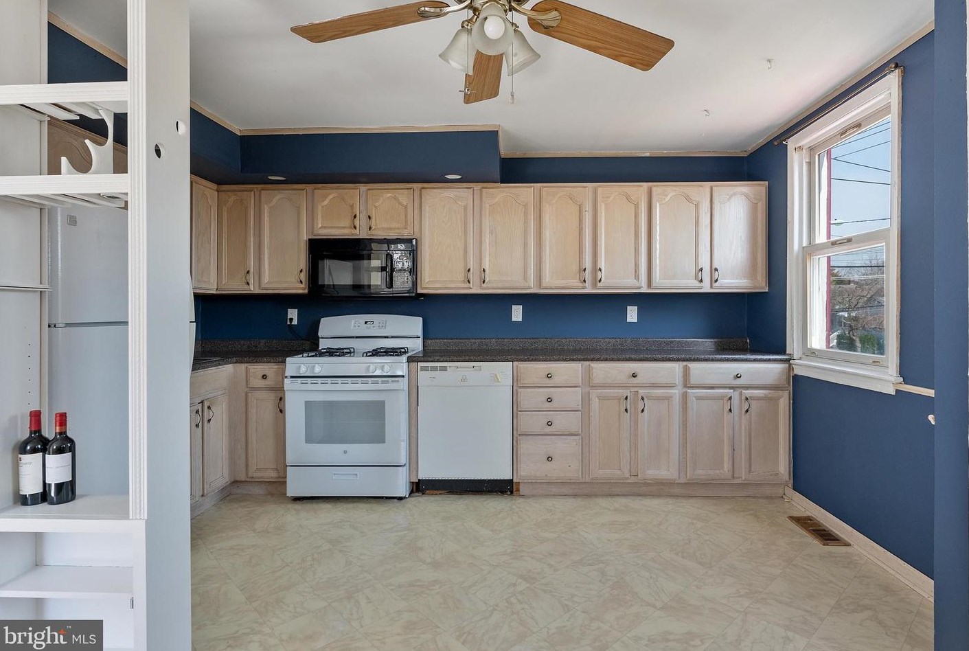 501 Tatum St, West Deptford NJ  08096-3408 exterior