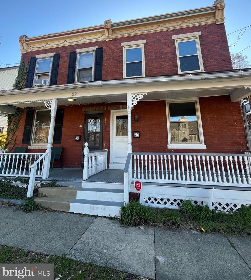 20 Laurel St, West Deptford NJ  08096-2534 exterior