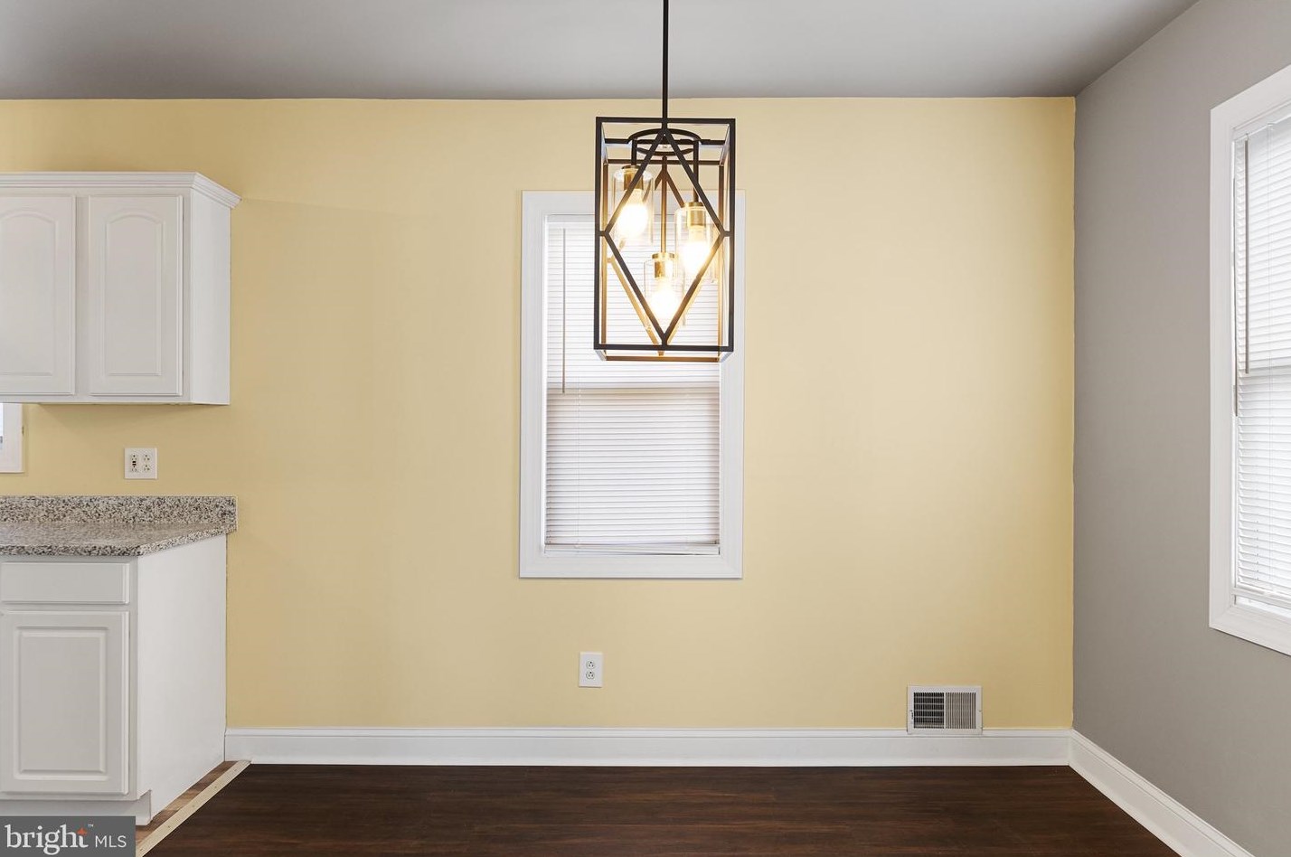 339 Broad St, Clayton NJ  08312-1104 exterior