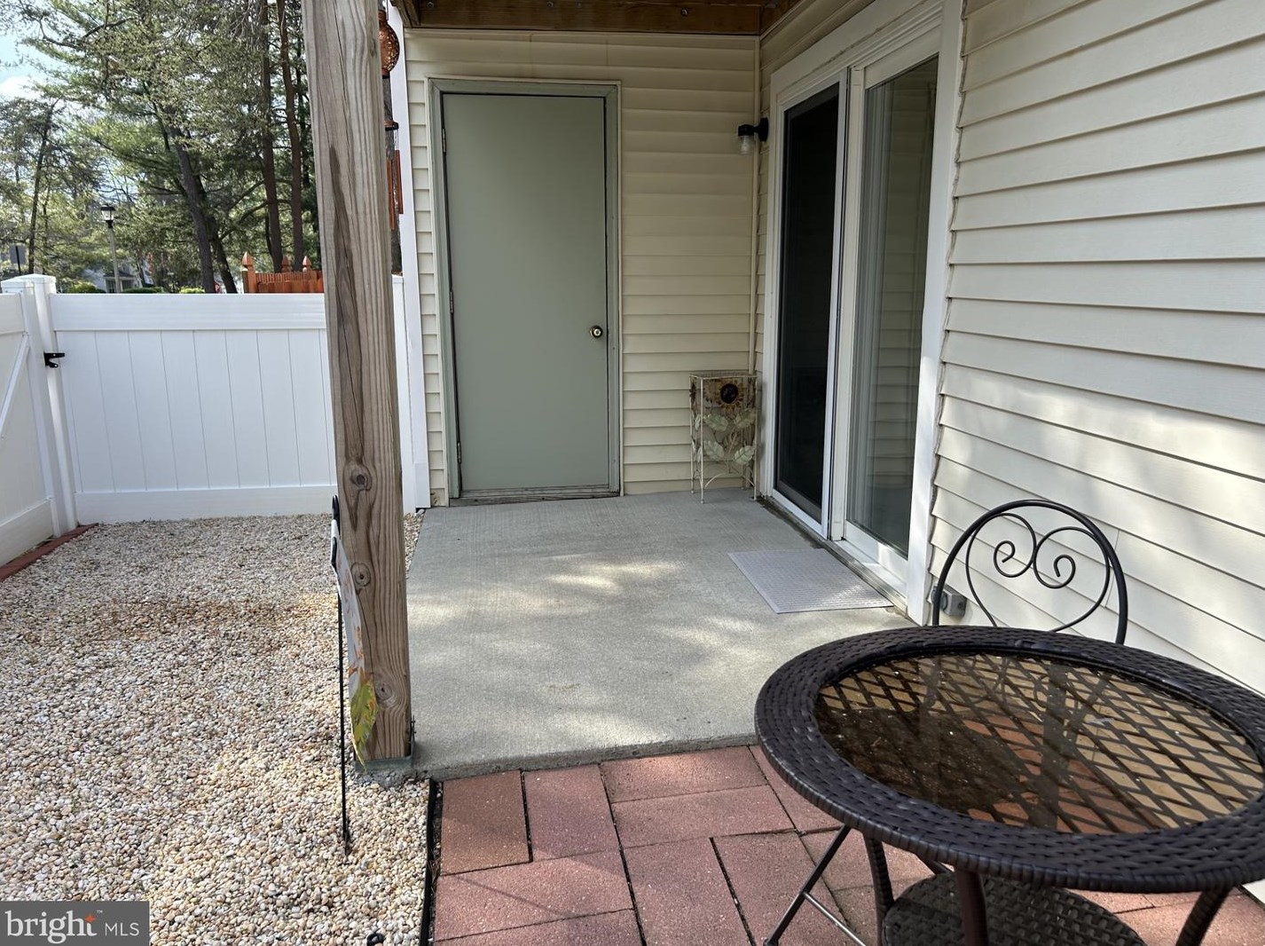 1012 Tristram Cir, West Deptford NJ  08051-2200 exterior