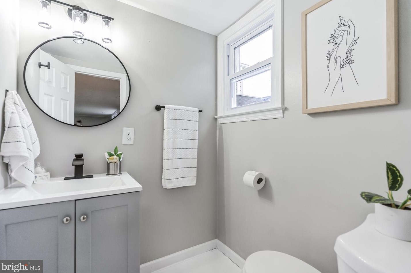 105 Alfred Ave, Aura NJ 08028-2001 exterior